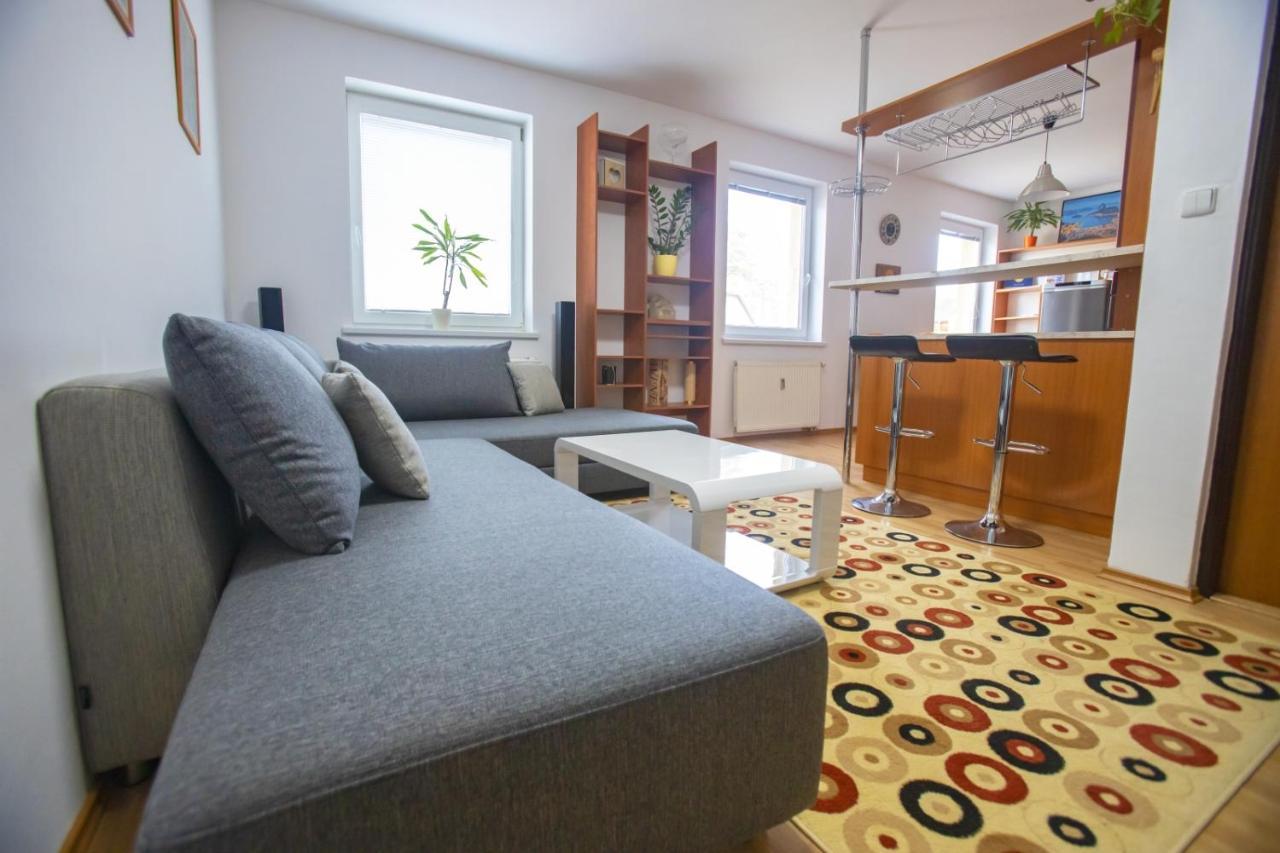 Veľký Slavkov Apartman Hugo מראה חיצוני תמונה
